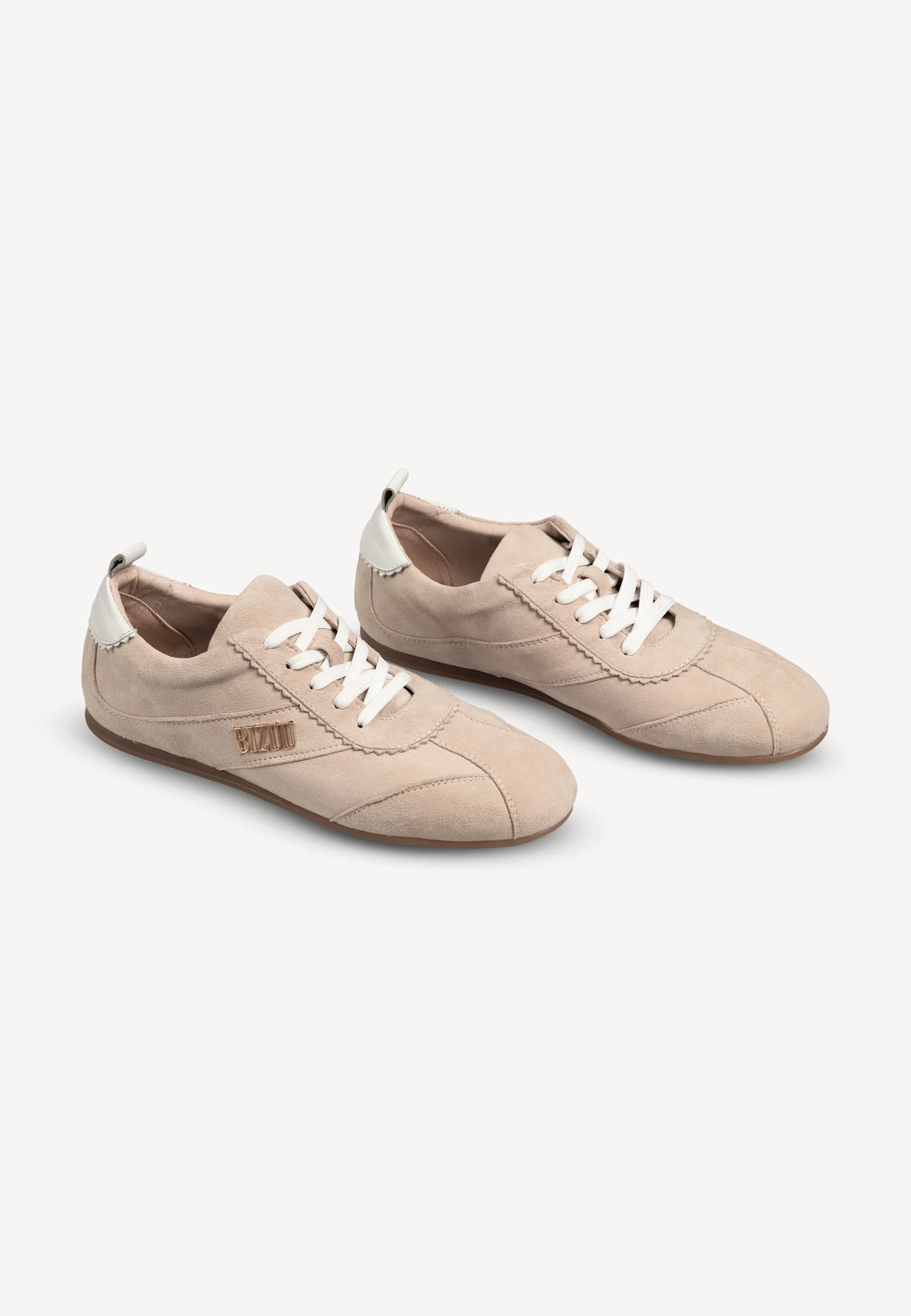 Beżowe zamszowe sneakersy damskie LEOLA - Image 3